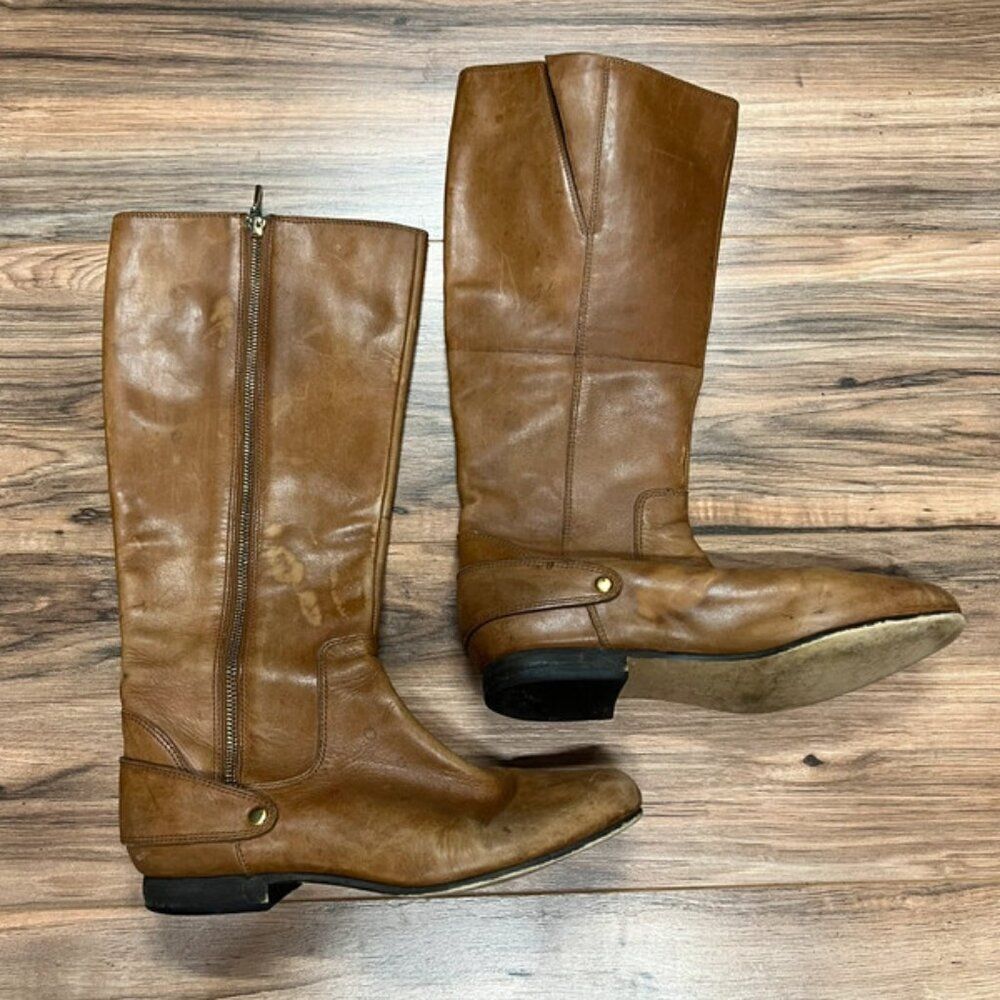 Clarks size‎ 8 M boots